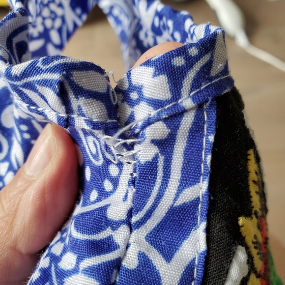 Blue and white floral summer dress with embroidery - Picture 7 of 7